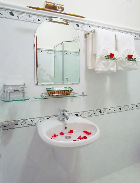 Ngoc Lam Can Tho Hotel — 3