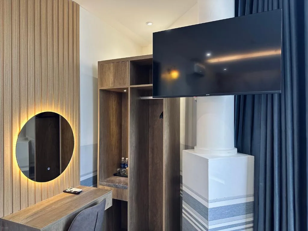 ON Hotel — 3