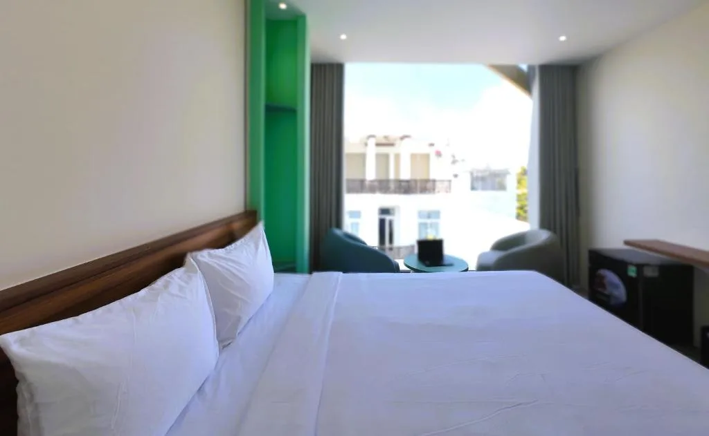 vLuna Can Tho Hotel