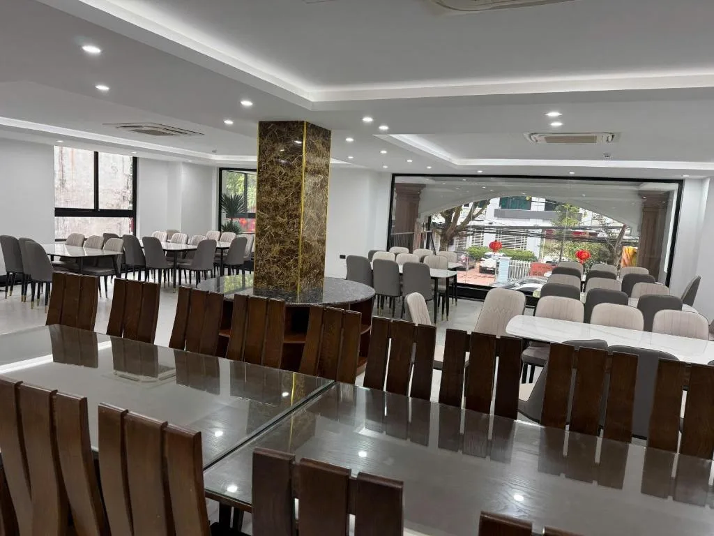 Bảo Ngọc Diamond Hotel 2 — 4