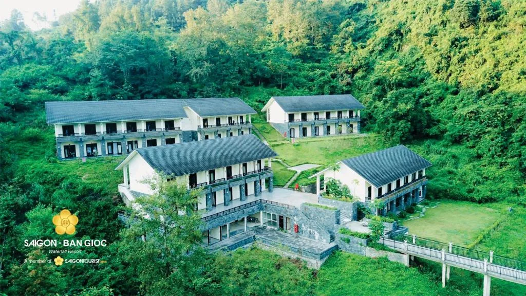 Sài Gòn - Bản Giốc Resort — 5