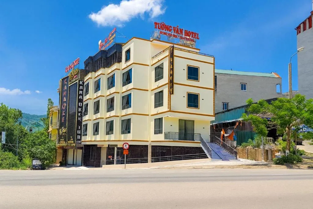 Tường Vân Legend Hotel