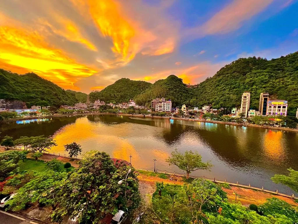 Bao Phuc Hotel — 2