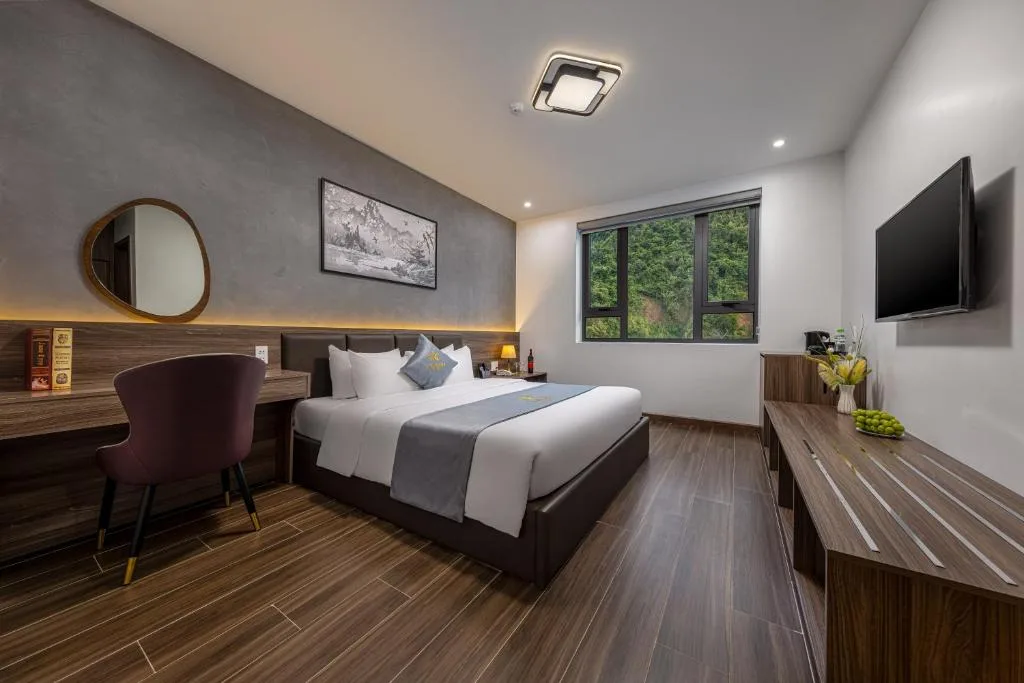 Cat Ba Wistaria Hotel- Jacuzzi Rooftop & Fitness — 2