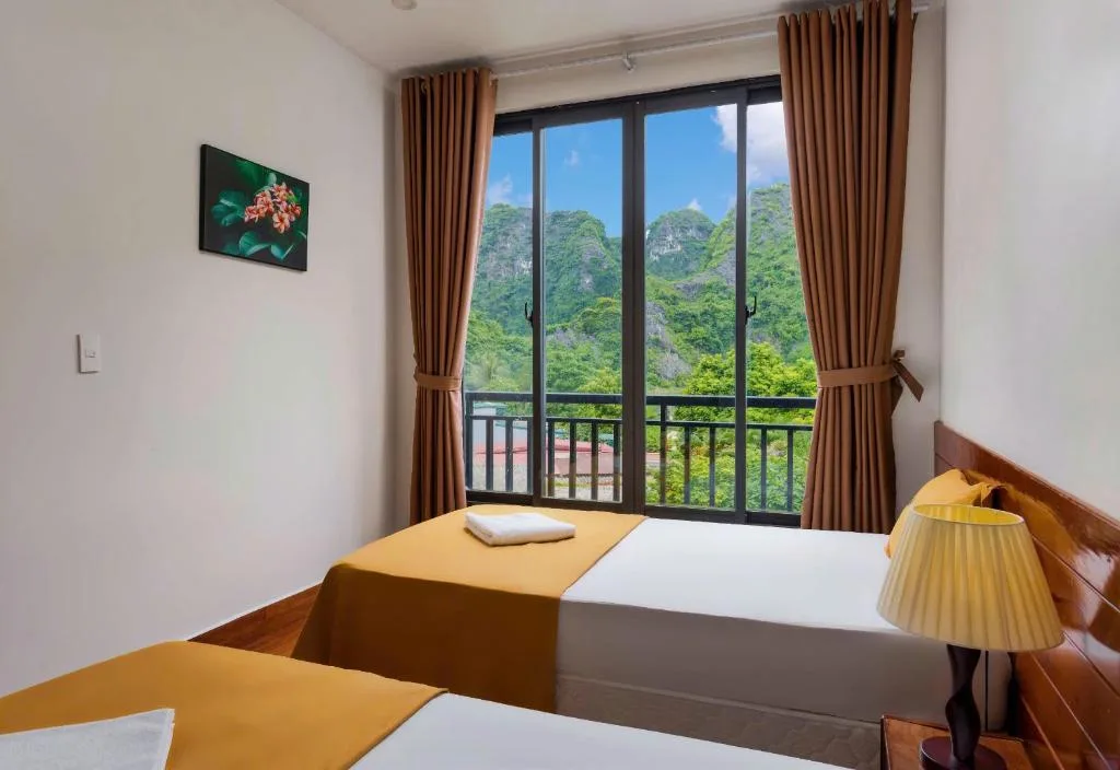 Catba Backpackers - Sea Vibe Pool Bar & Bungalow — 2