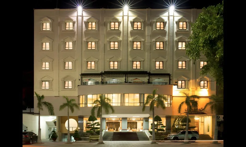 Chau Pho Hotel — 2