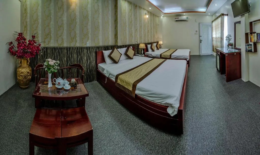 Dong Bao Hotel — 2