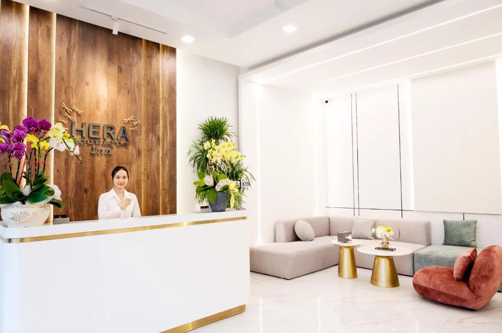 HERA HOSTEL — 4