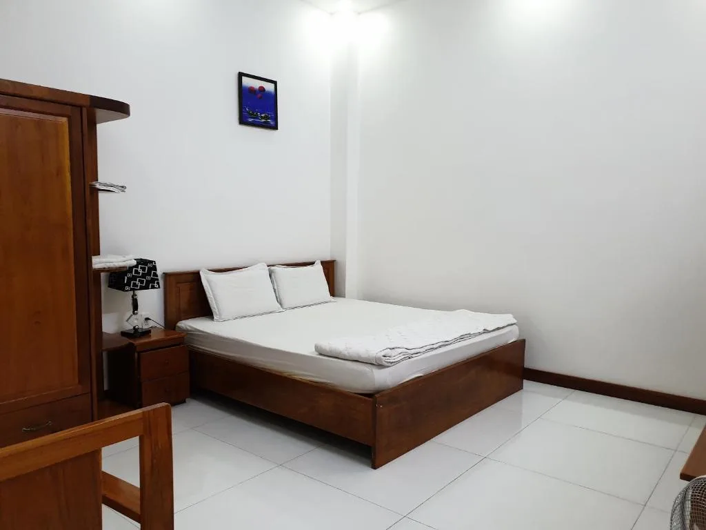 hotel đăng khôi 2 — 2