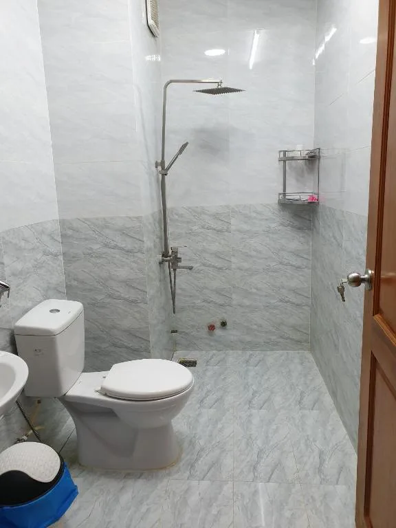 hotel đăng khôi 2 — 3