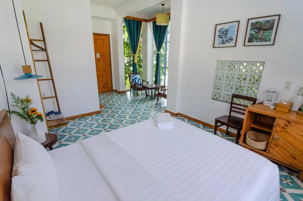 Hotel De Condor — 5