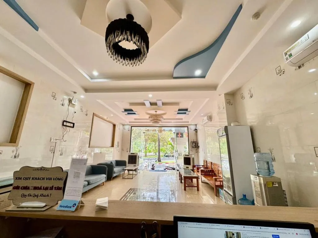 Khách Sạn Ba Đoàn 1 — 4