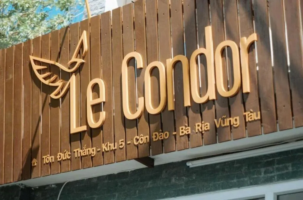 Le Condor House and Café