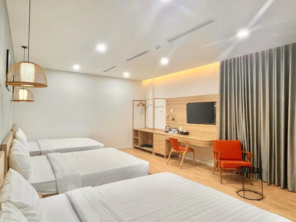 Maya Hotel 3 — 2