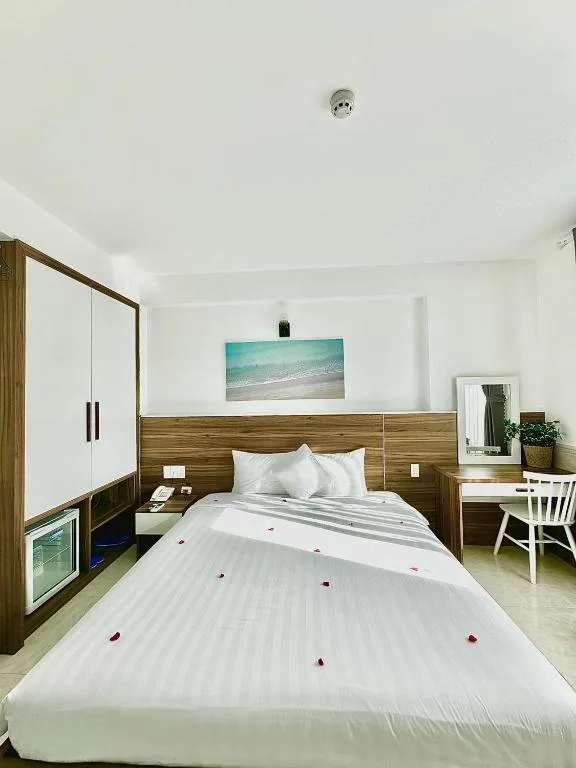 Tuấn Ninh Hotel I — 5