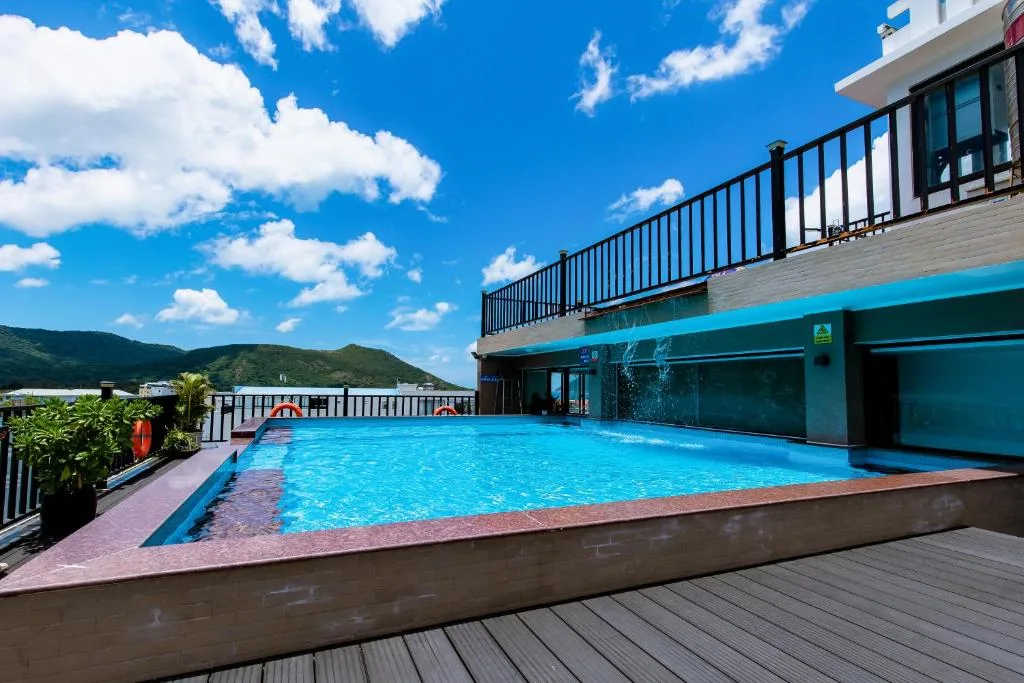 Tuấn Ninh Hotel II — 2