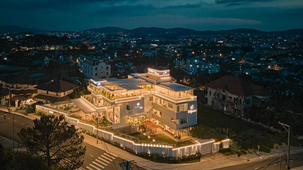 California Hotel