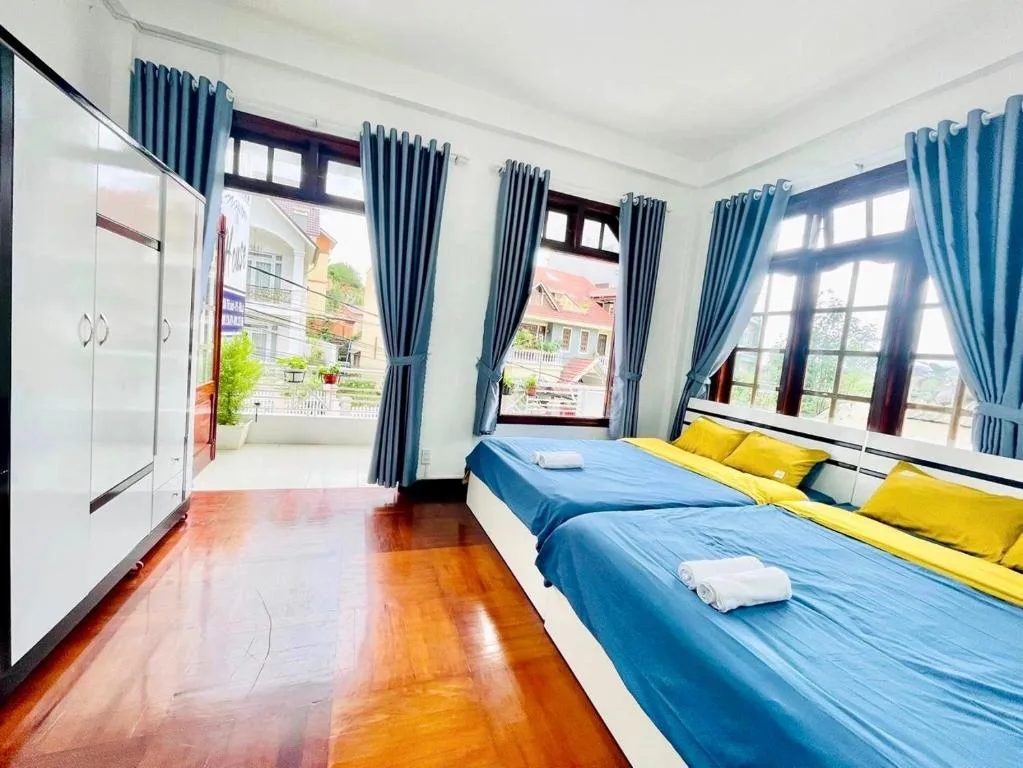 Dona Hotel — 2