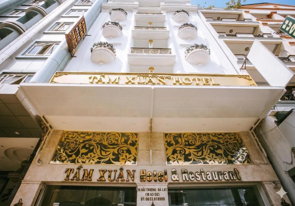 New Hampton Suits-Tam Xuan Centre Hotel — 2