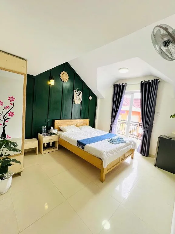 Rin Bon Home — 2