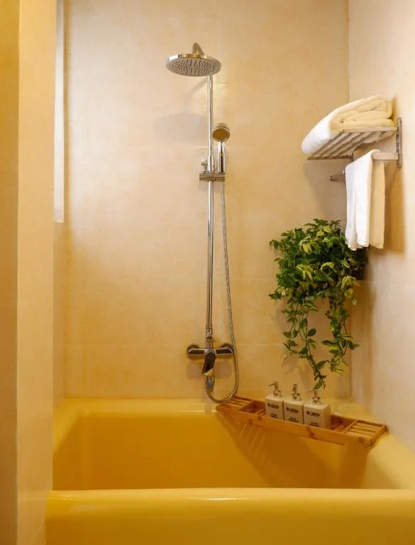 Tasme Dalat Signature — 3