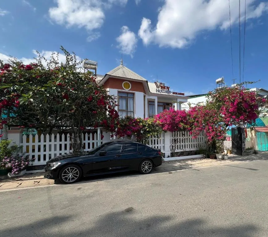 Vindy House — 3