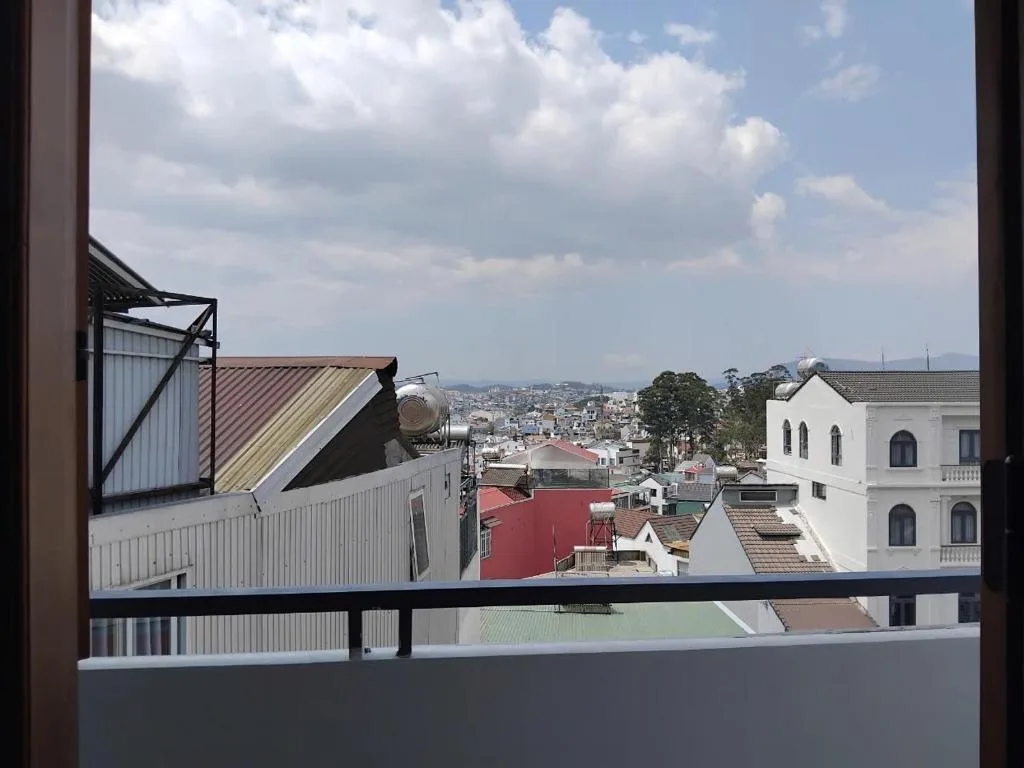 Vindy House — 5