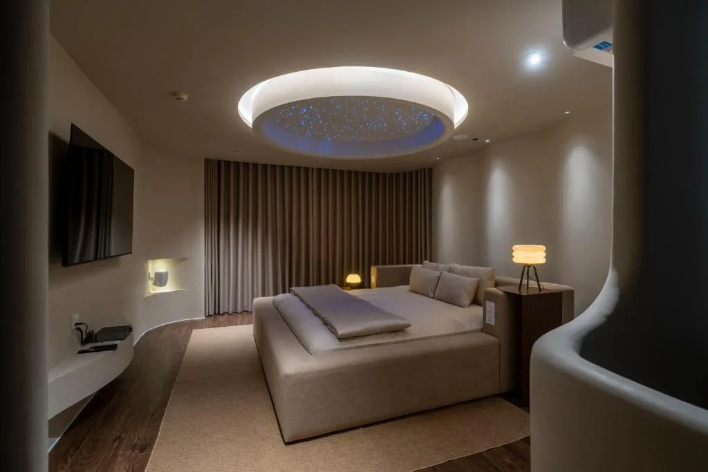 AVA Senses Hotel Hồ Nghinh - Mỹ Khê Beach by AVA LAND