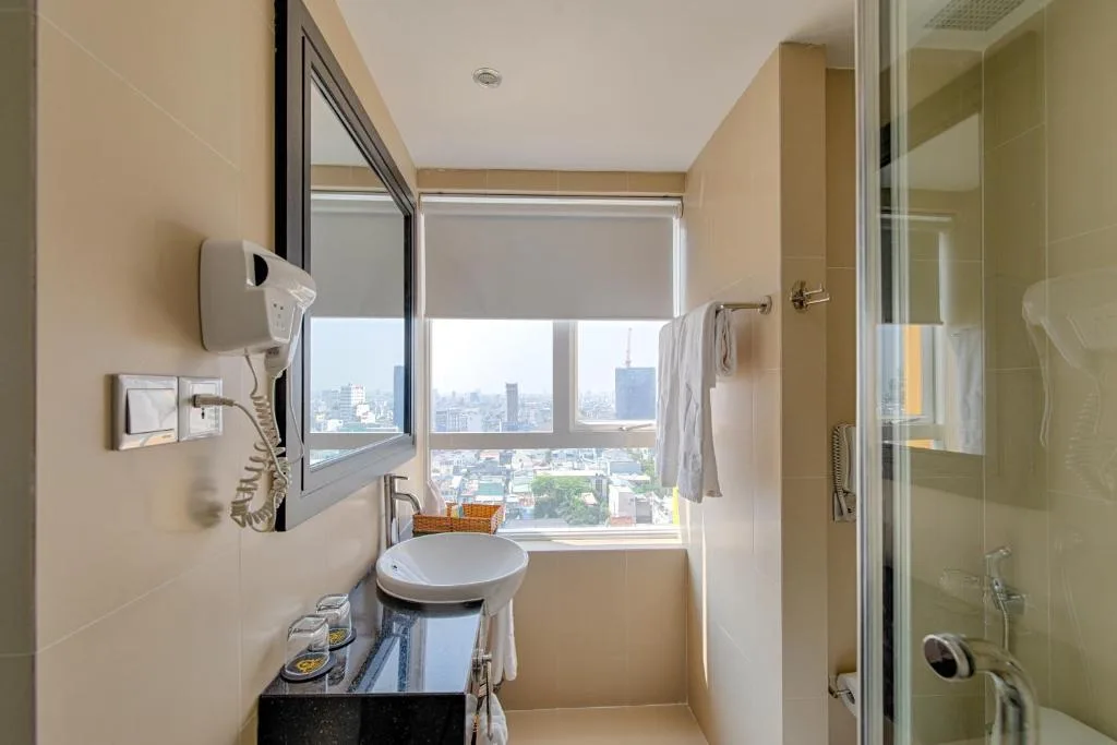 Fivitel Boutique Da Nang — 3