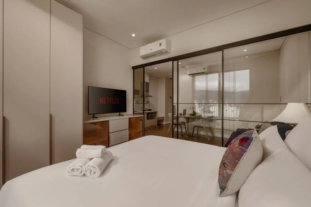 Hampton Danang Luxury Apartment — 2