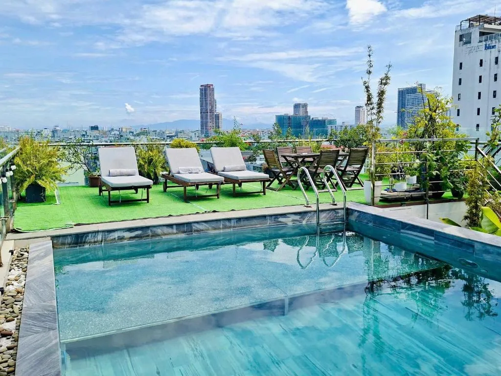 MiAn Hotel Danang - Infinity Pool — 4