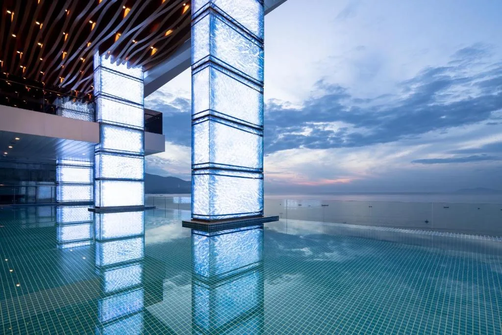 Prince Hotel Da Nang — 3
