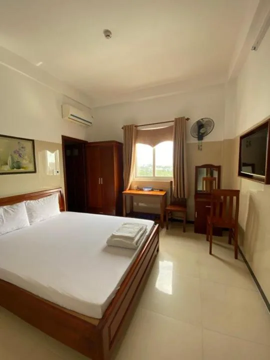 hotel mỹ việt — 2