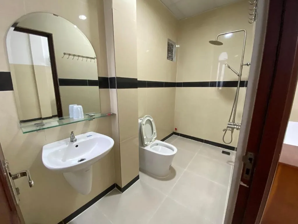 hotel mỹ việt — 3