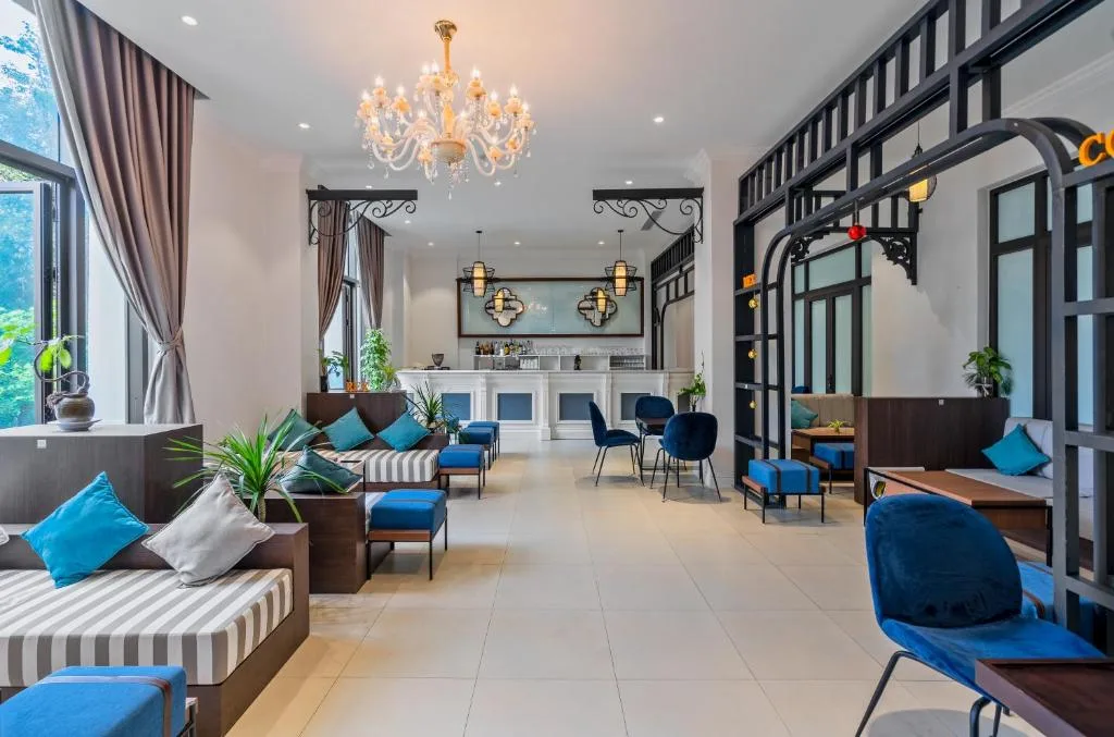 Rex Quang Binh Hotel — 4