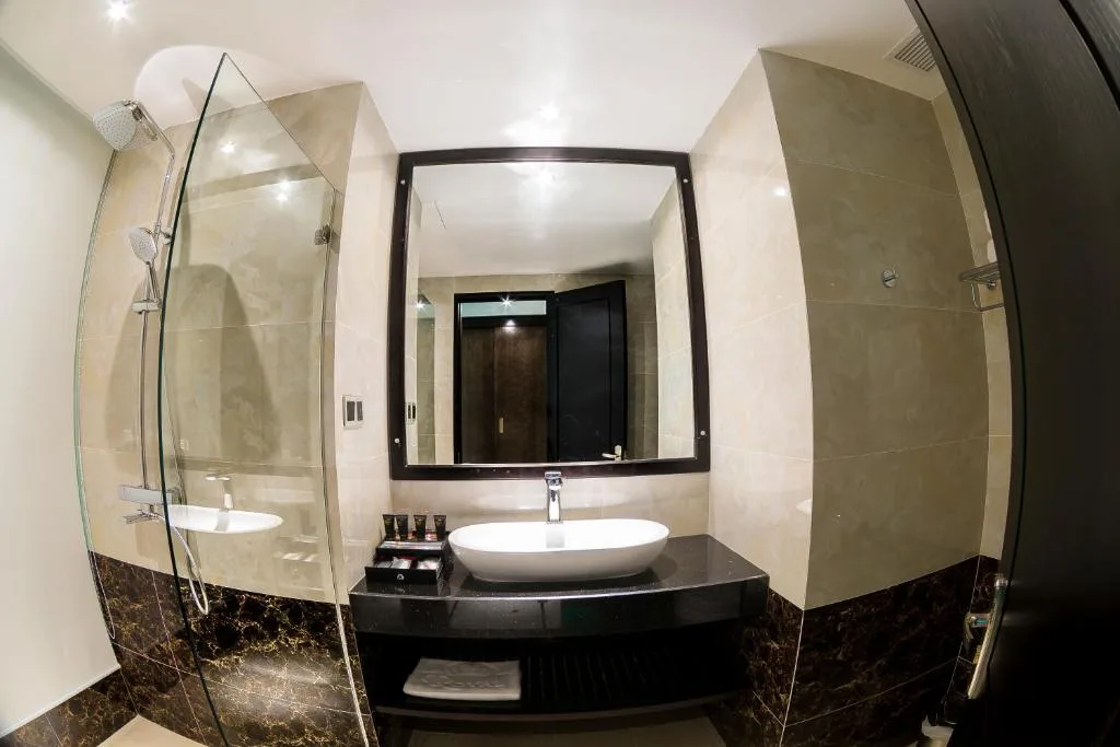 Royal Quang Binh Hotel — 3