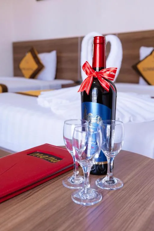 Sonne Hotel Quang Binh — 4