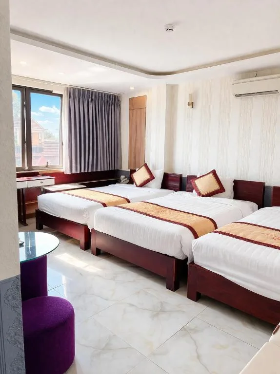 White Rose Hotel — 2