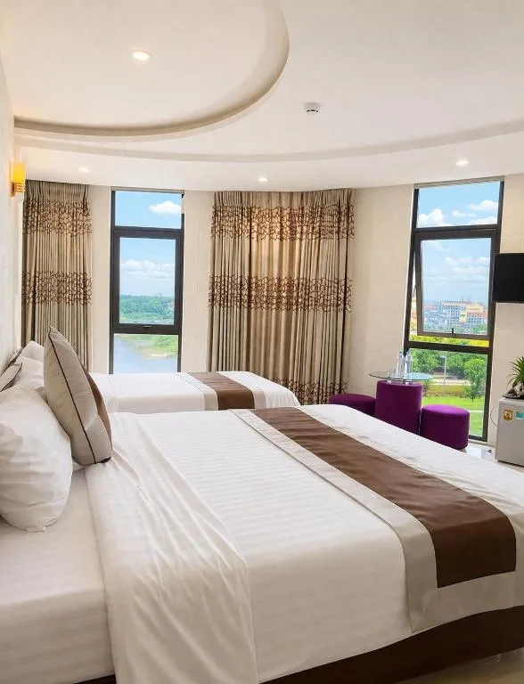 White Rose Hotel — 3