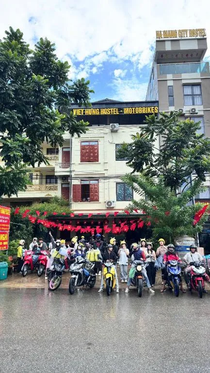 VIỆT HƯNG HÀ GIANG Hostel motorbikes for rental