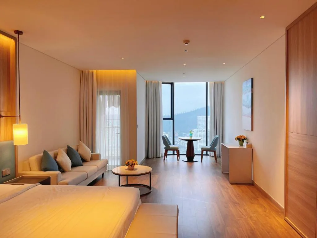 A La Carte Ha Long Bay Residence — 4