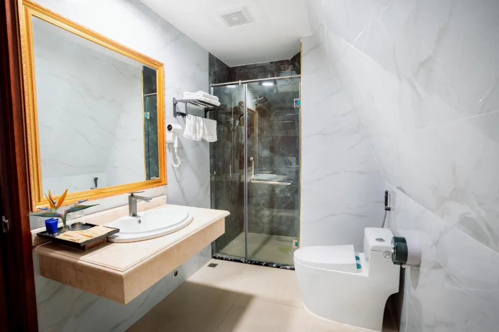 Crysstall Halong Boutique Hotel — 3