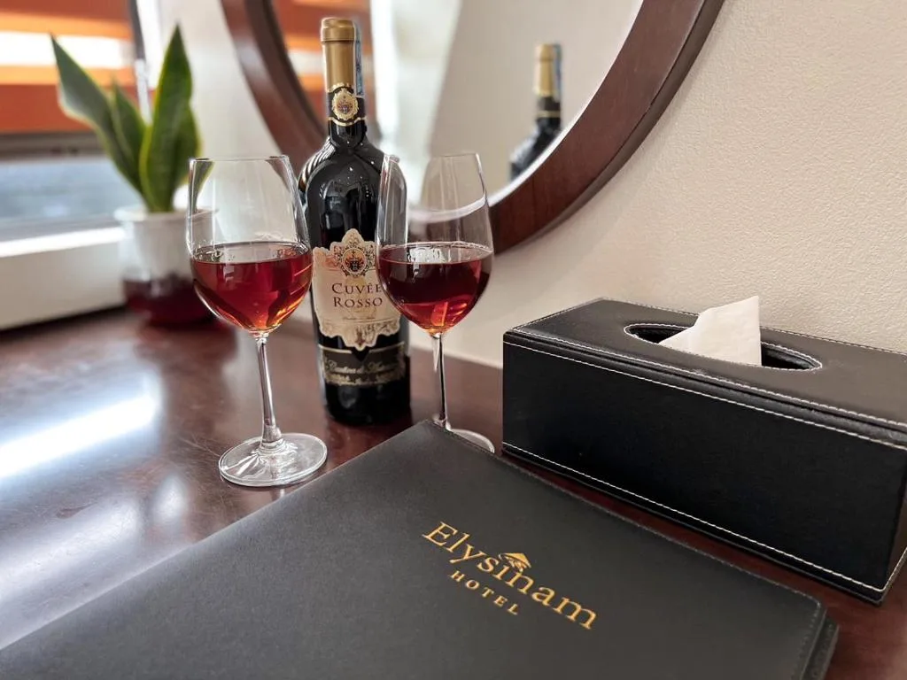 Elysinam Boutique Hotel Ha Long — 4