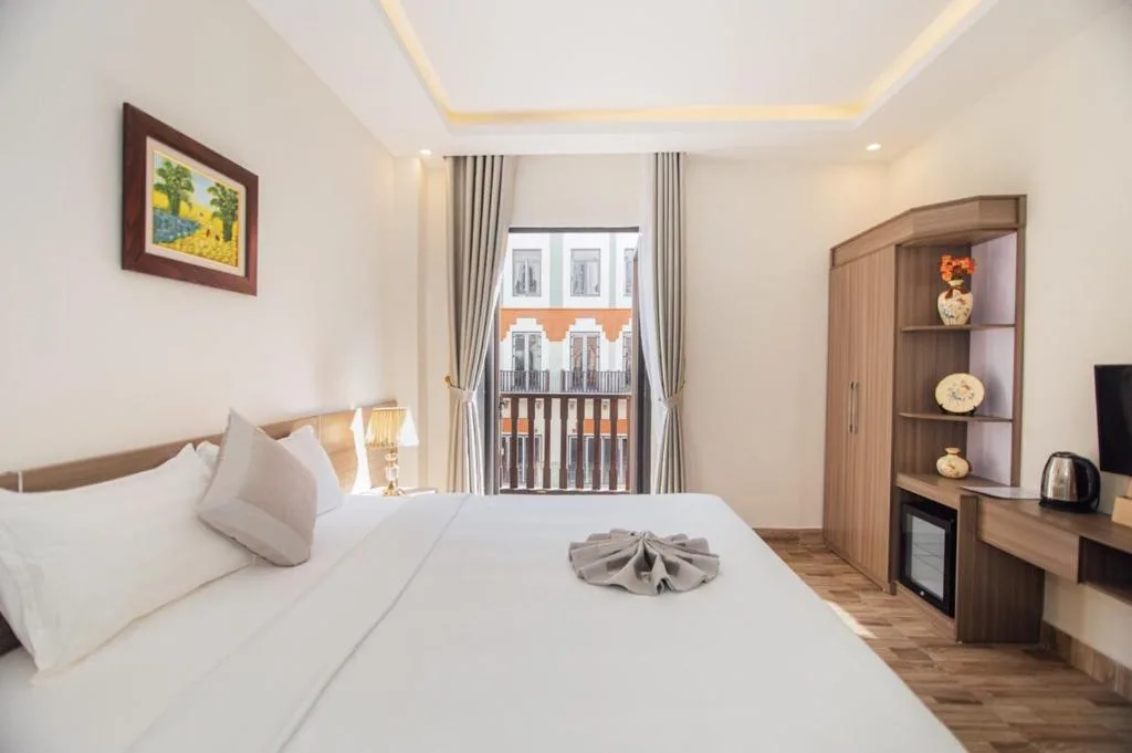 Green bay hotel Ha Long — 2