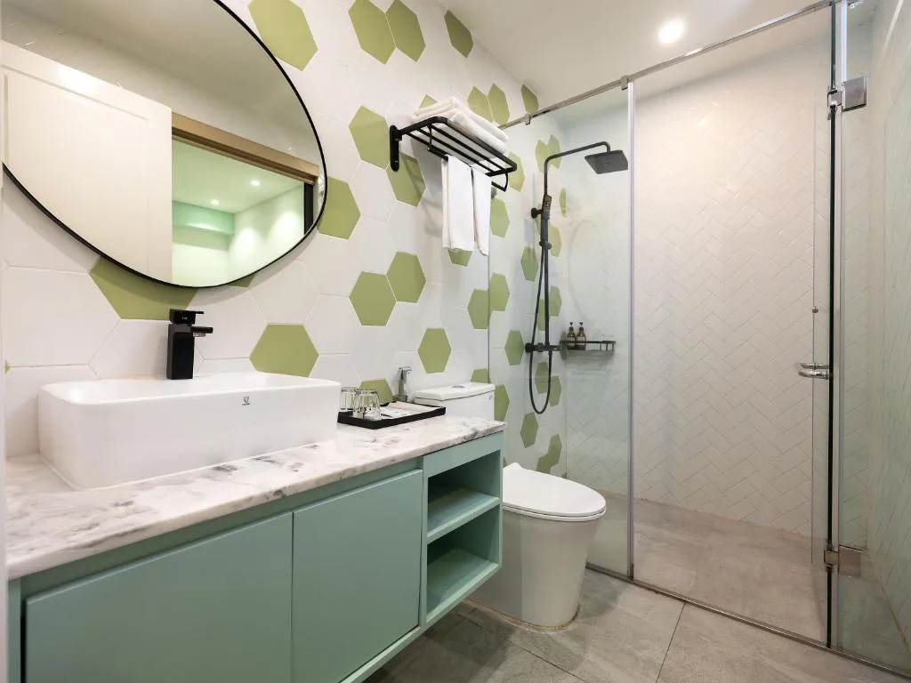 Ha Long Essence Boutique Hotel — 3