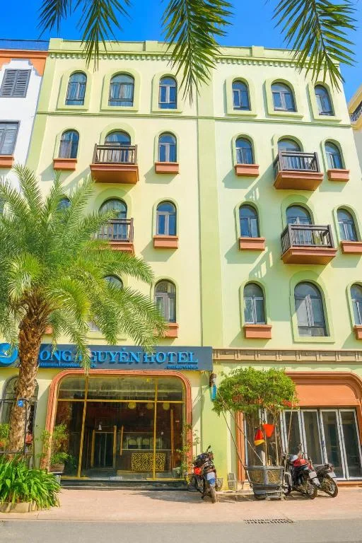 Hưng Nguyễn Hotel