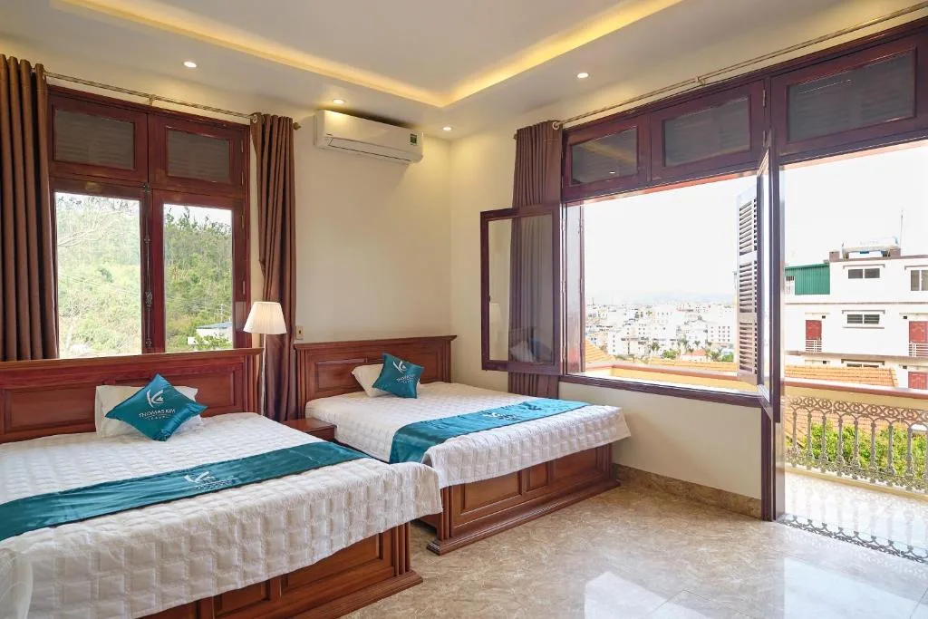 Kim's Family Hotel — 2