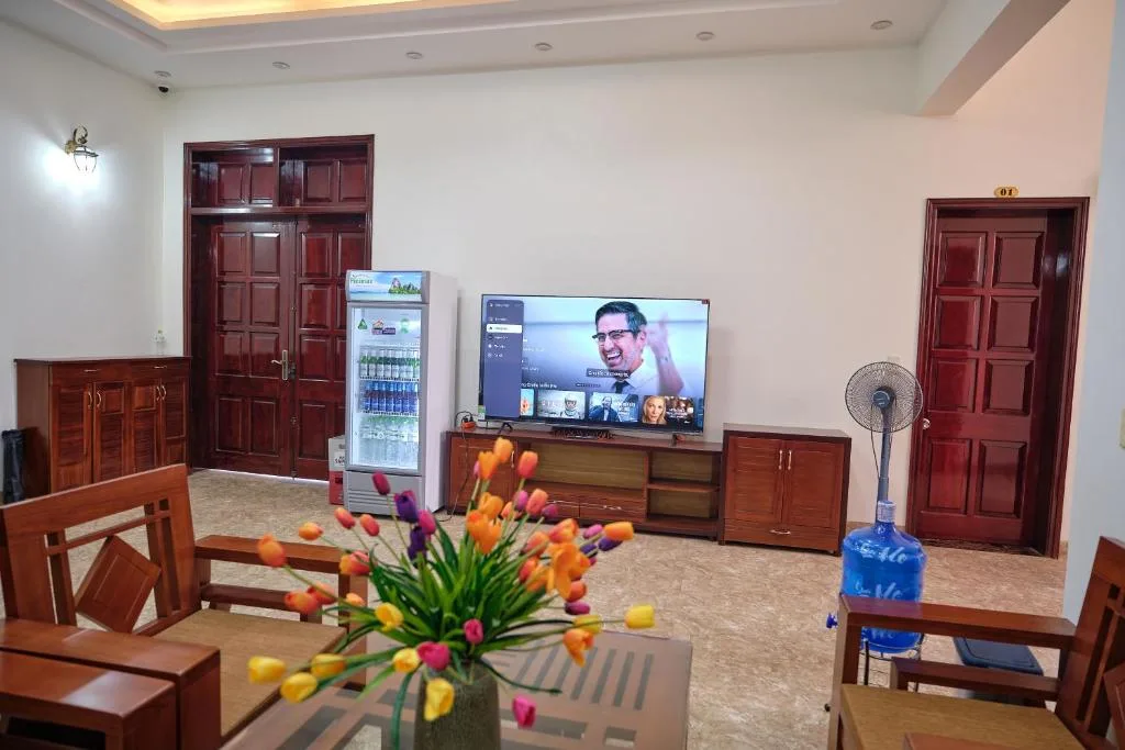 Kim's Family Hotel — 5