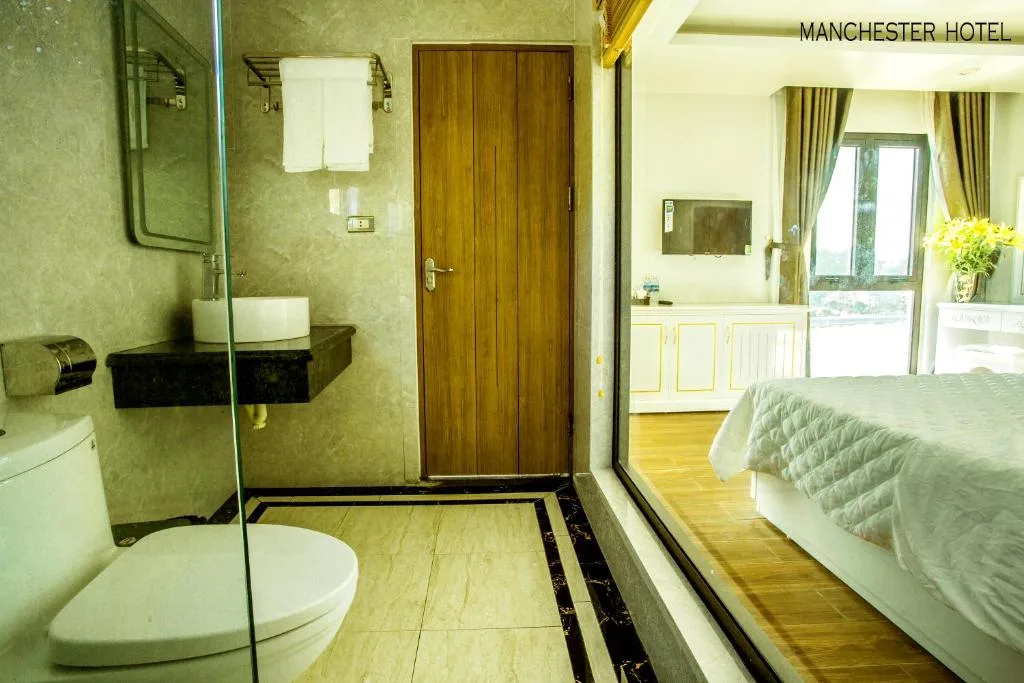 Manchester Hotel Ha Long — 3