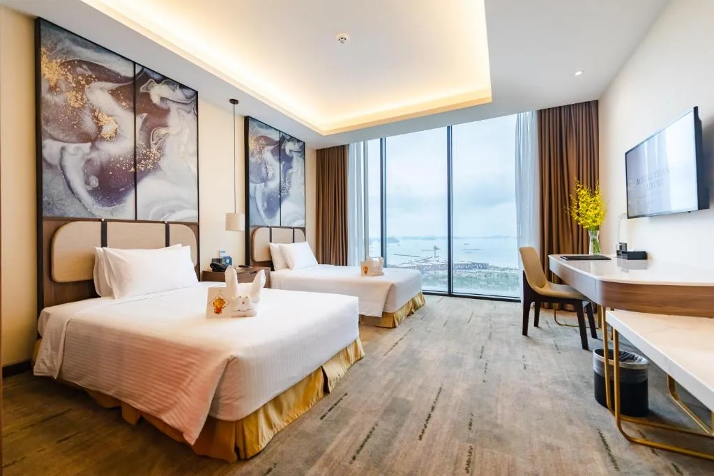 Muong Thanh Luxury Ha Long Centre Hotel — 2